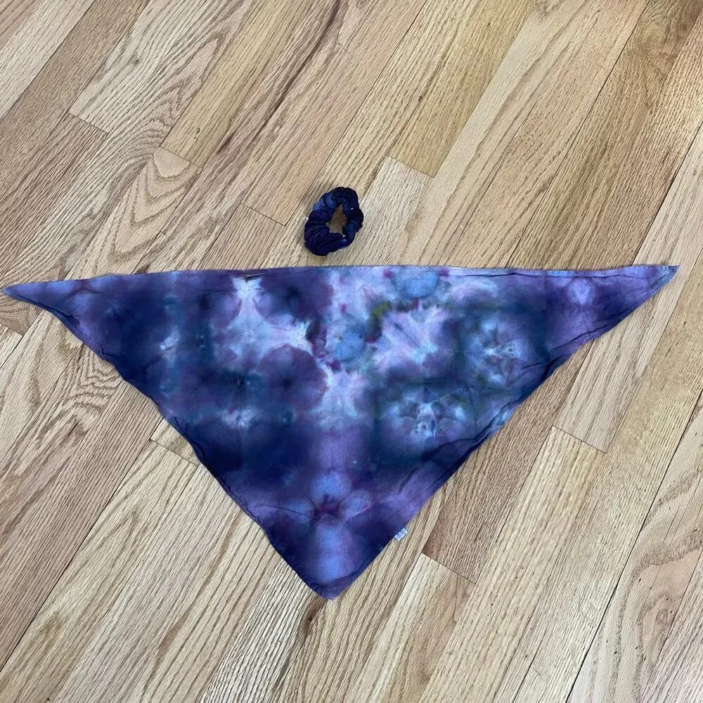 tie dye bandana and hair scrunchie combo purple black gray